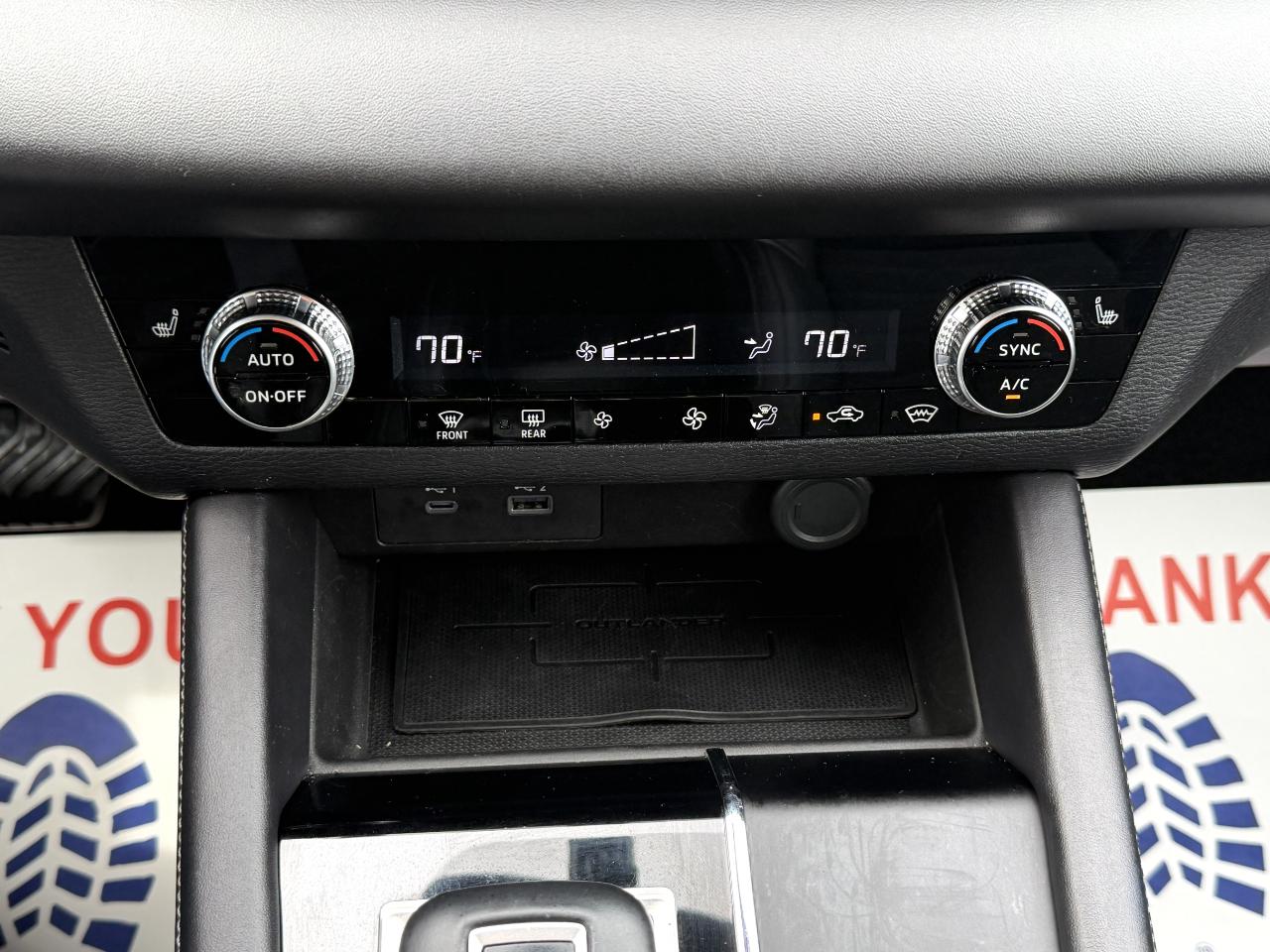 Mitsubishi Outlander SE AWC 2023