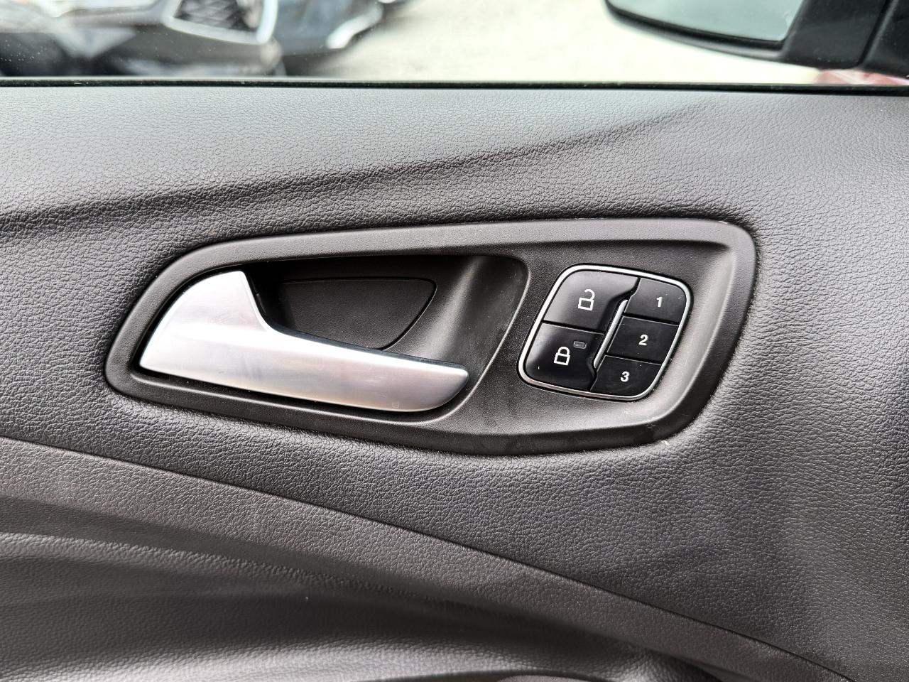 Ford Escape Titanium AWD 2018