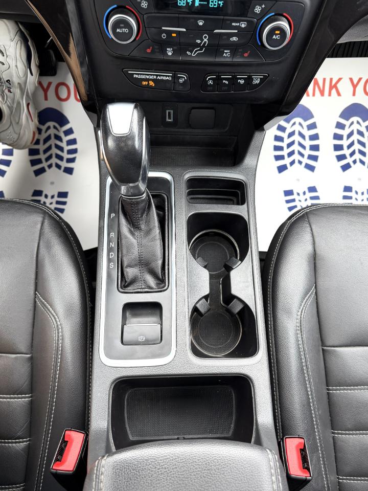 Ford Escape Titanium AWD 2018