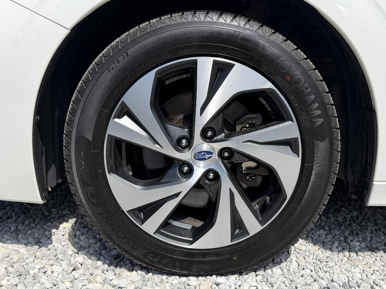 Subaru Legacy Premium 2023