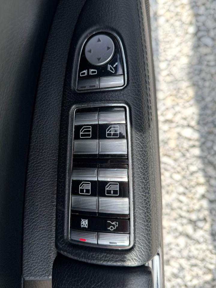 Mercedes-Benz S-Class S550 2007