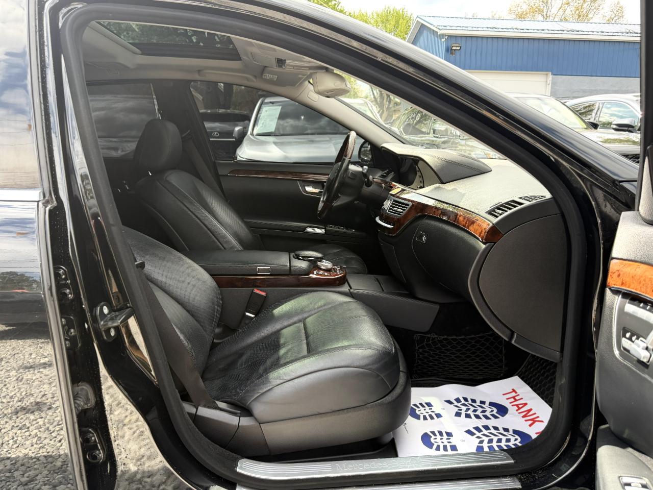 Mercedes-Benz S-Class S550 2007