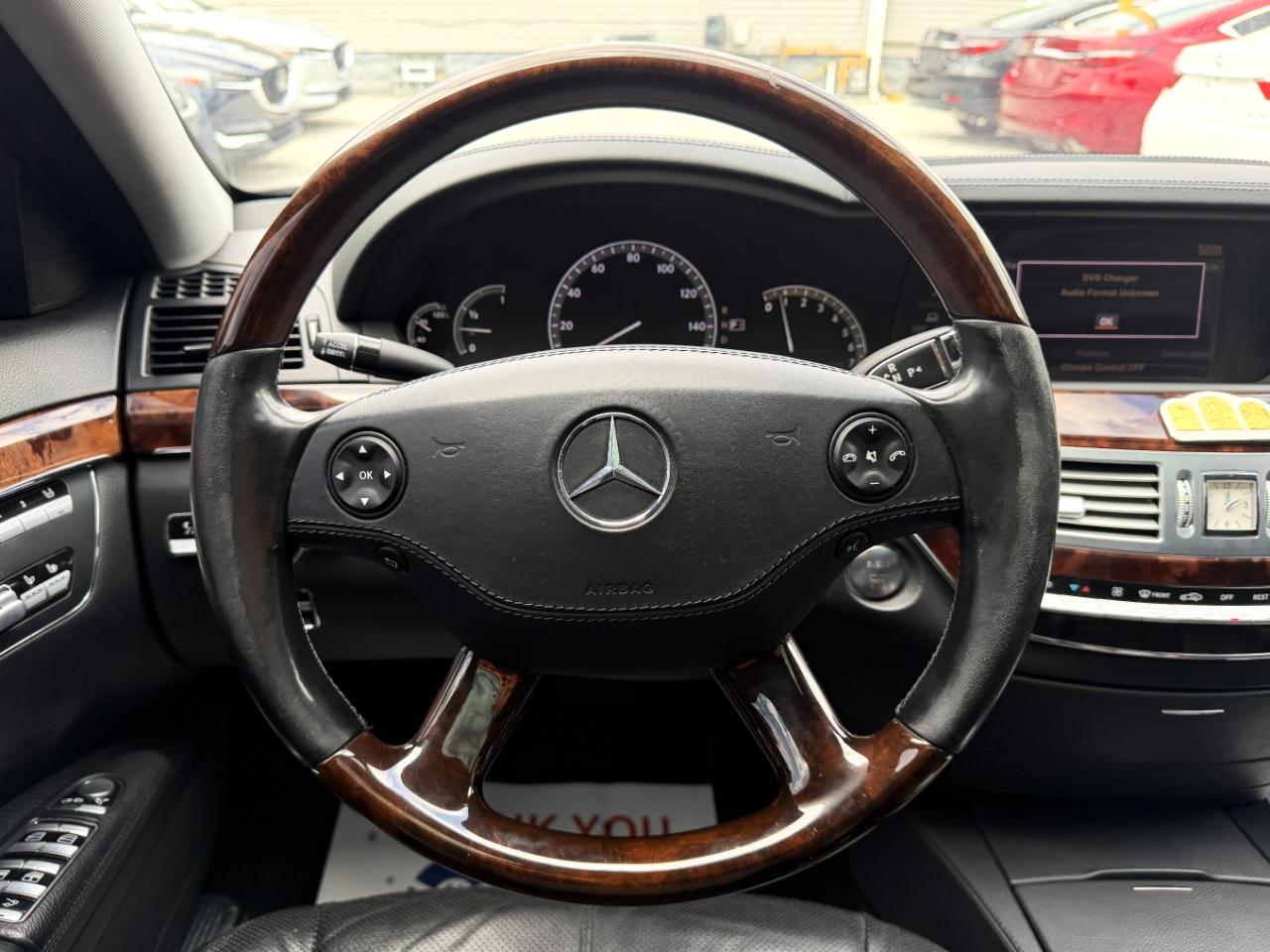 Mercedes-Benz S-Class S550 2007