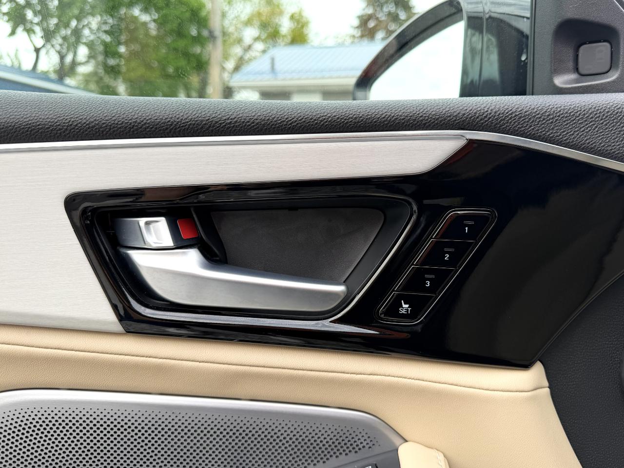 Acura MDX SH-AWD w/Technology Package 2025