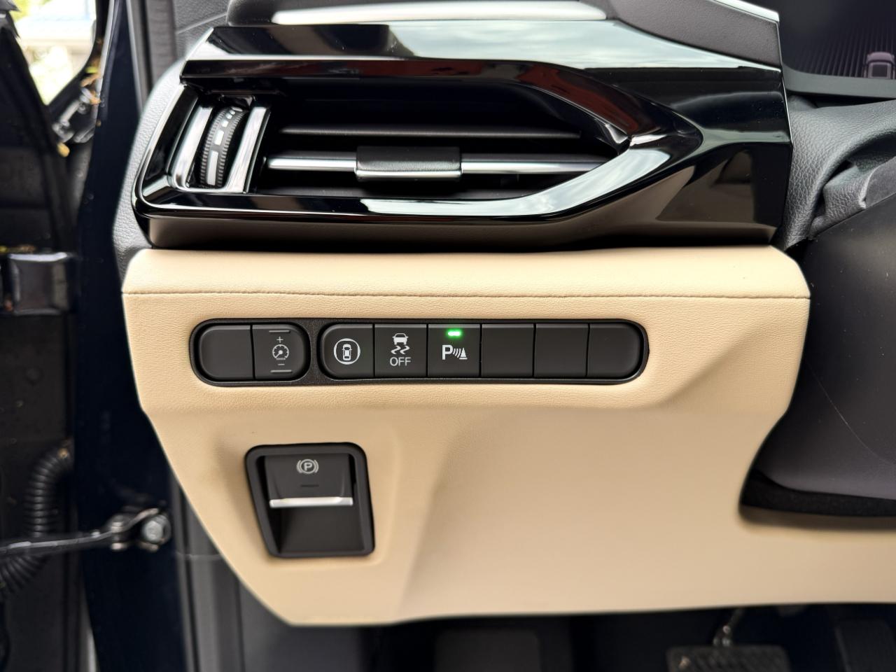 Acura MDX SH-AWD w/Technology Package 2025