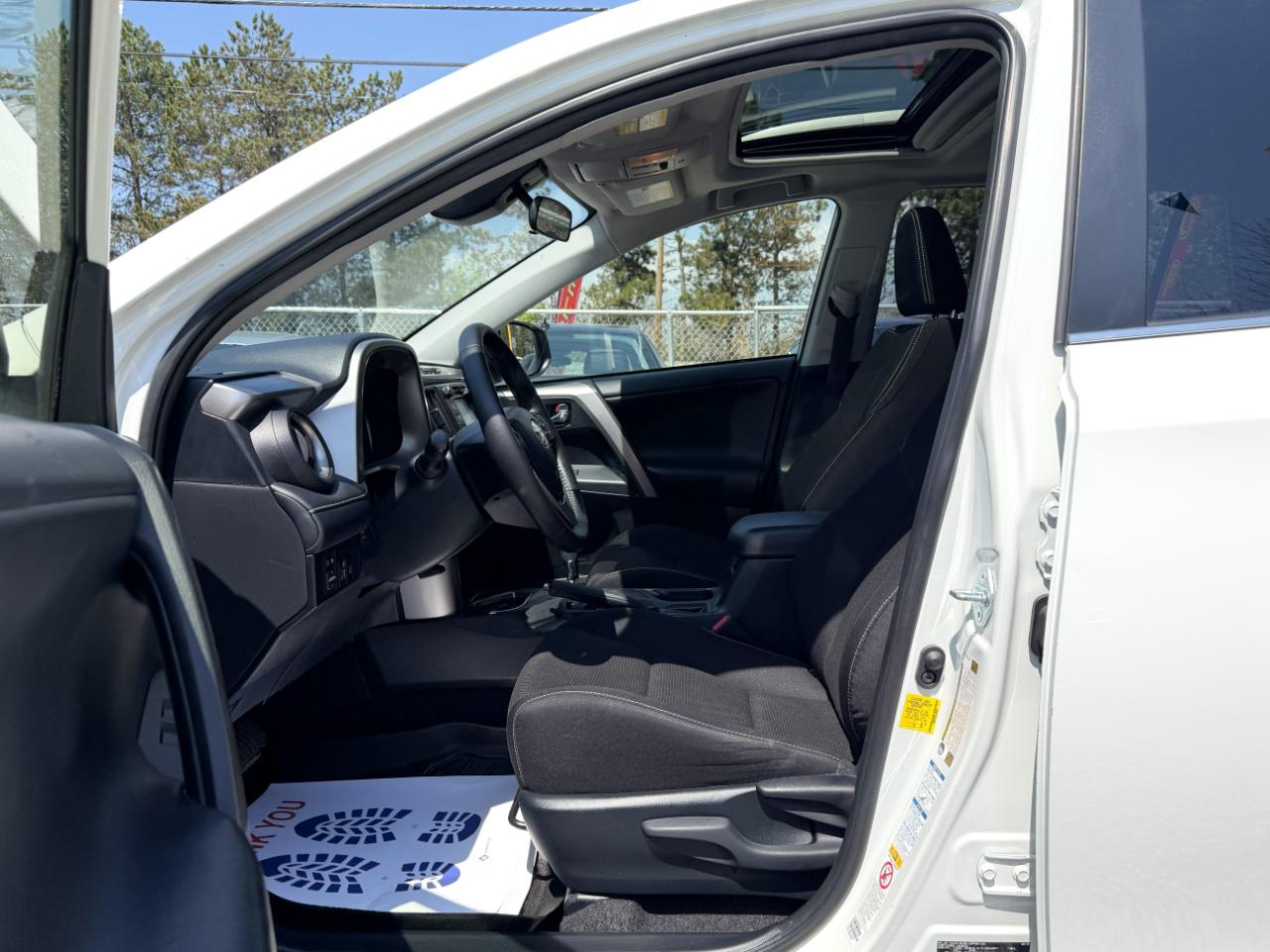 Toyota RAV4 XLE AWD 2018