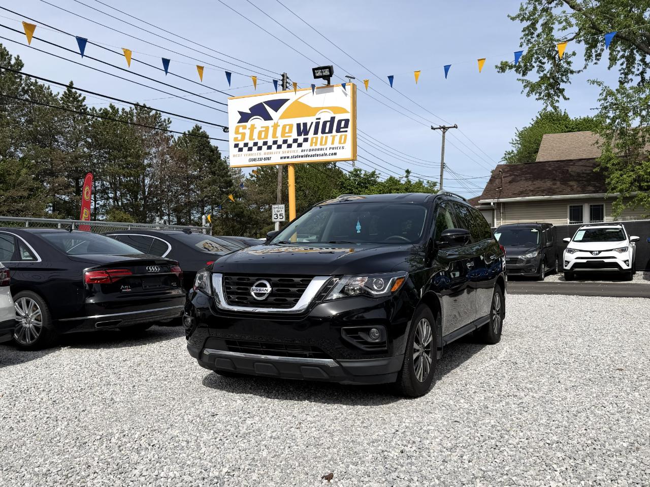 2019 Nissan Pathfinder SL 4WD
