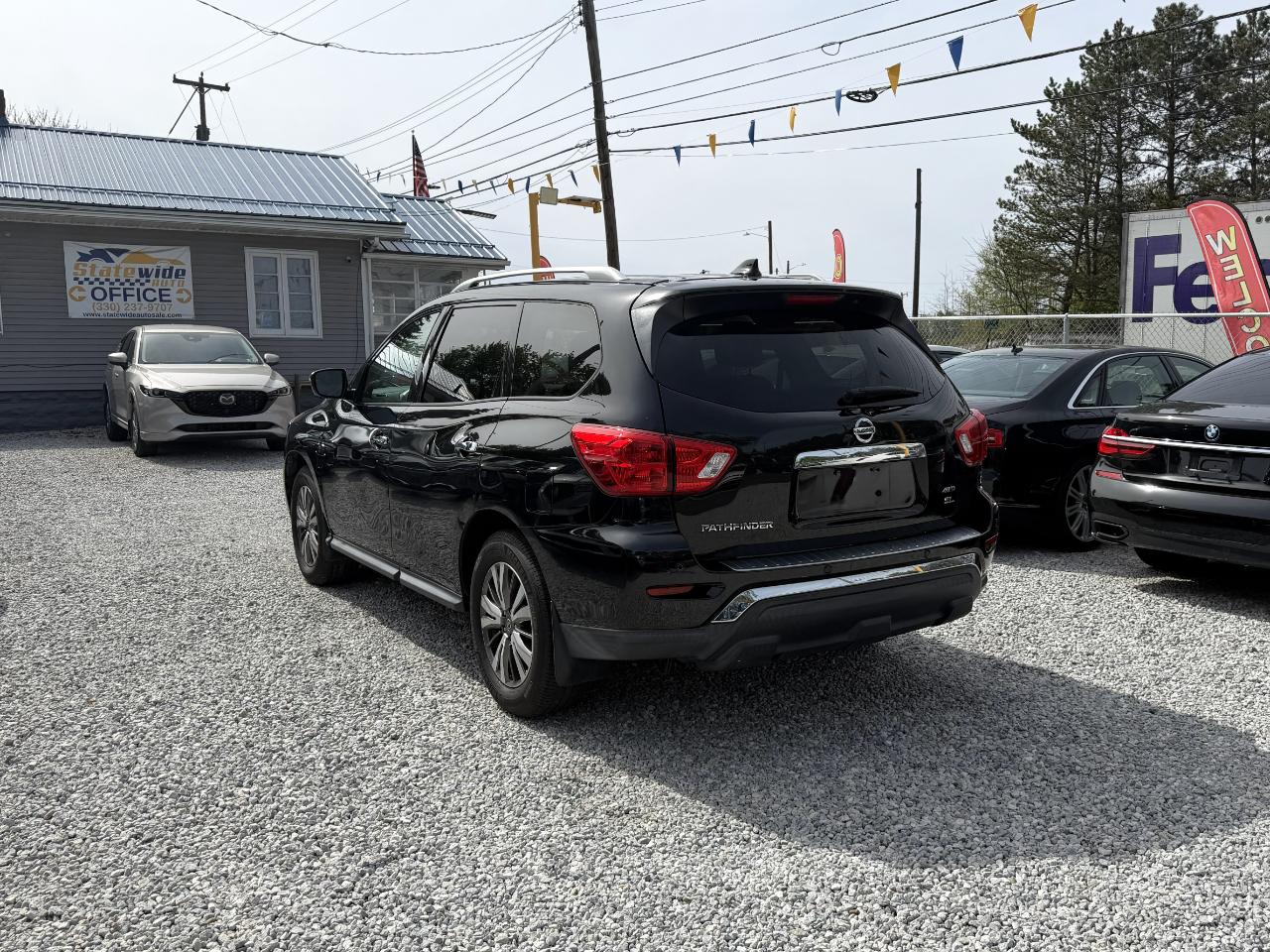 Nissan Pathfinder SL 4WD 2019