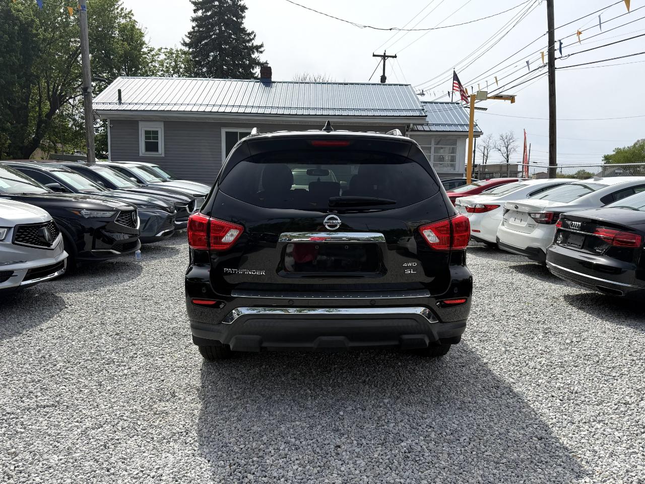 Nissan Pathfinder SL 4WD 2019