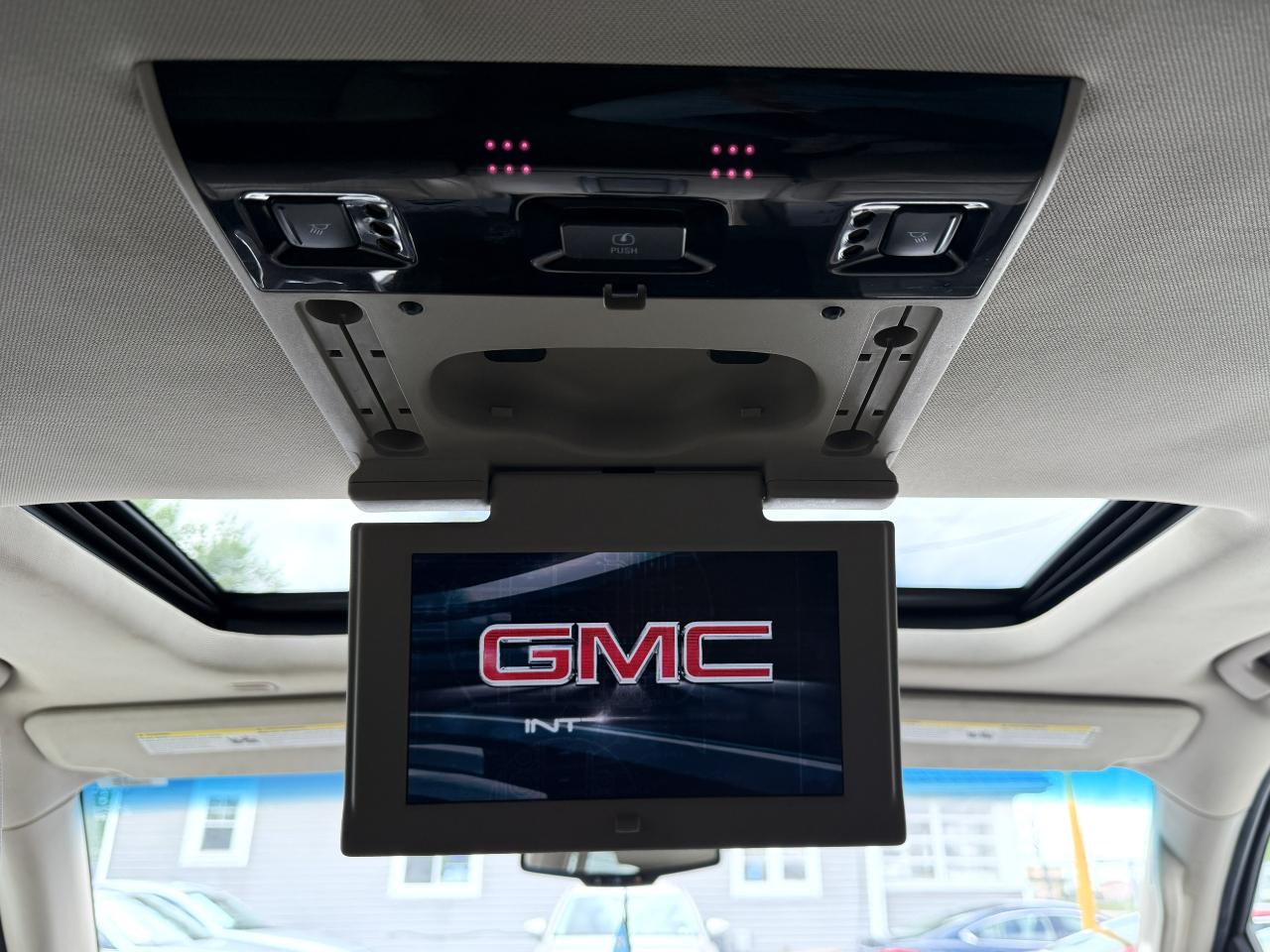 GMC Yukon XL SLT 4WD 2018