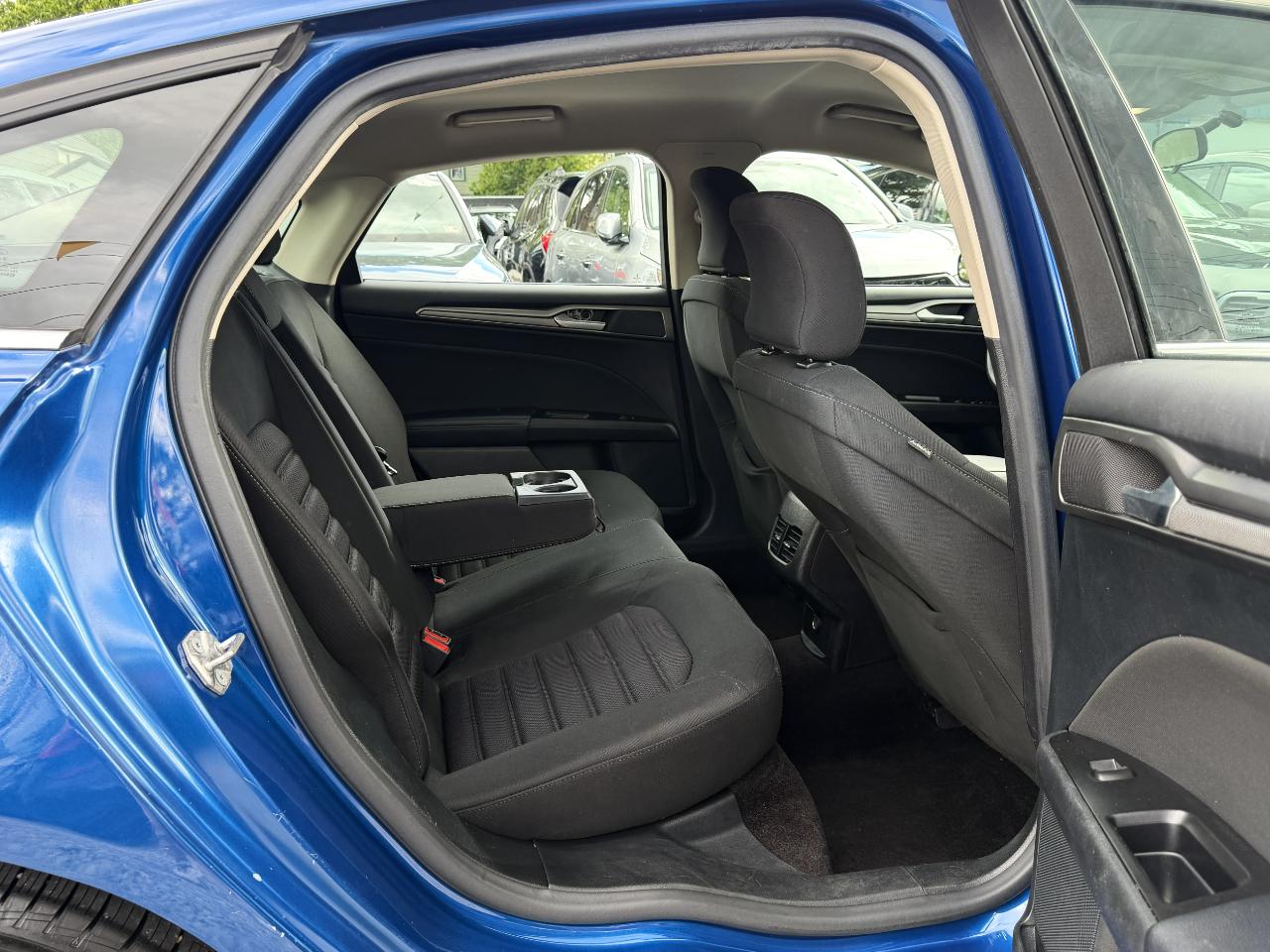 Ford Fusion SE 2017