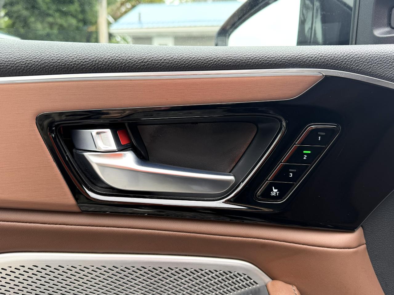 Acura MDX SH-AWD w/Technology Package 2024