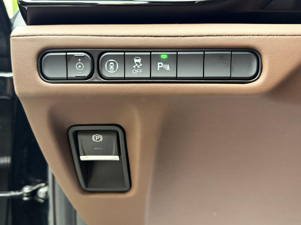Acura MDX SH-AWD w/Technology Package 2024