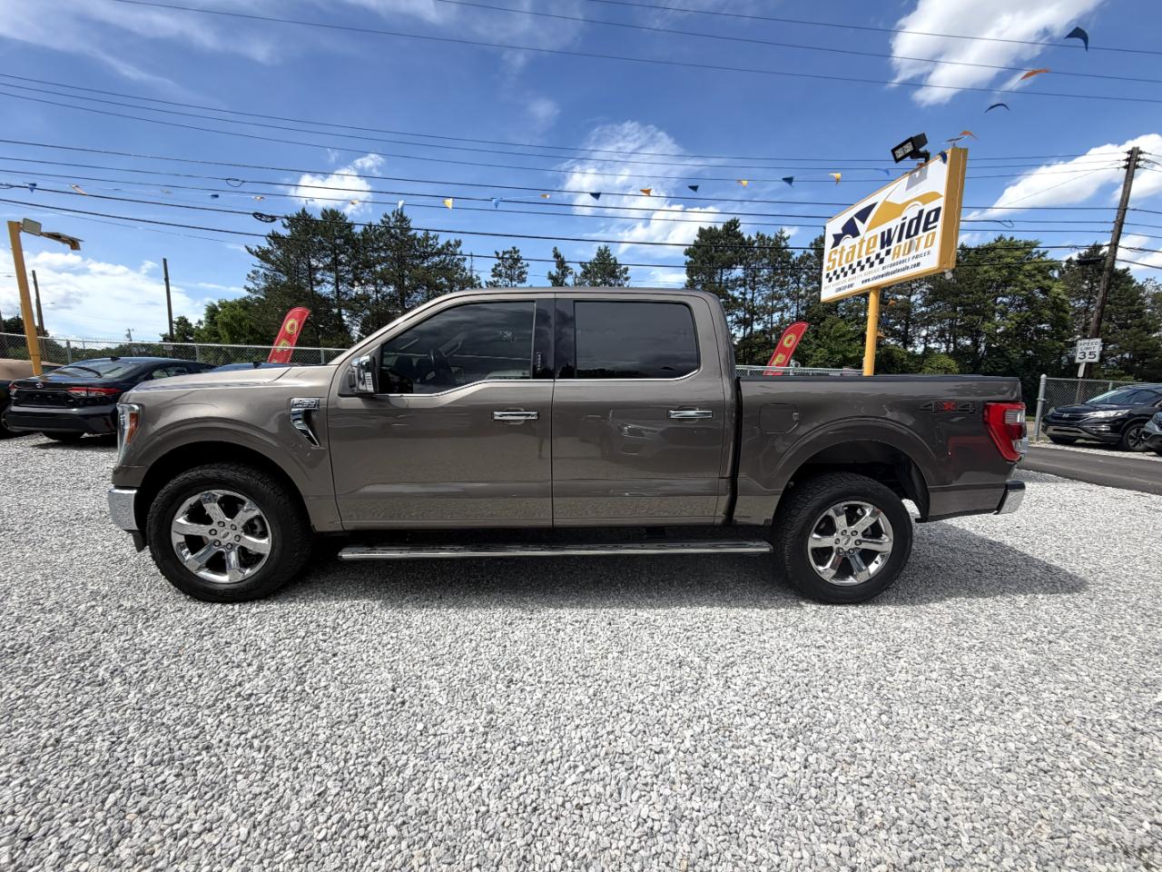 Ford F-150 4WD SuperCab 163" Lariat 2021