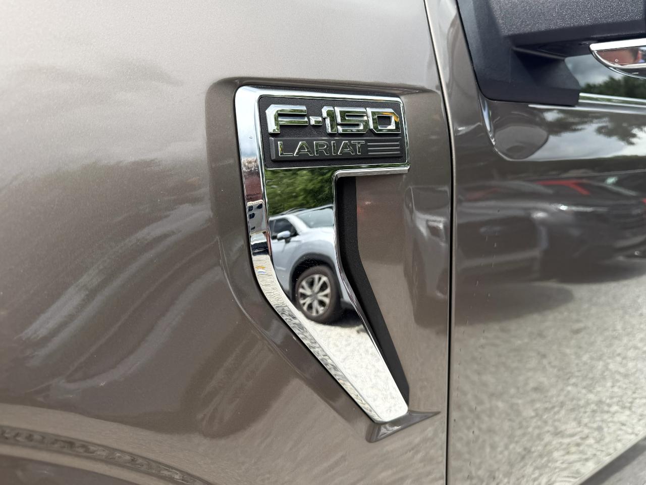 Ford F-150 4WD SuperCab 163" Lariat 2021