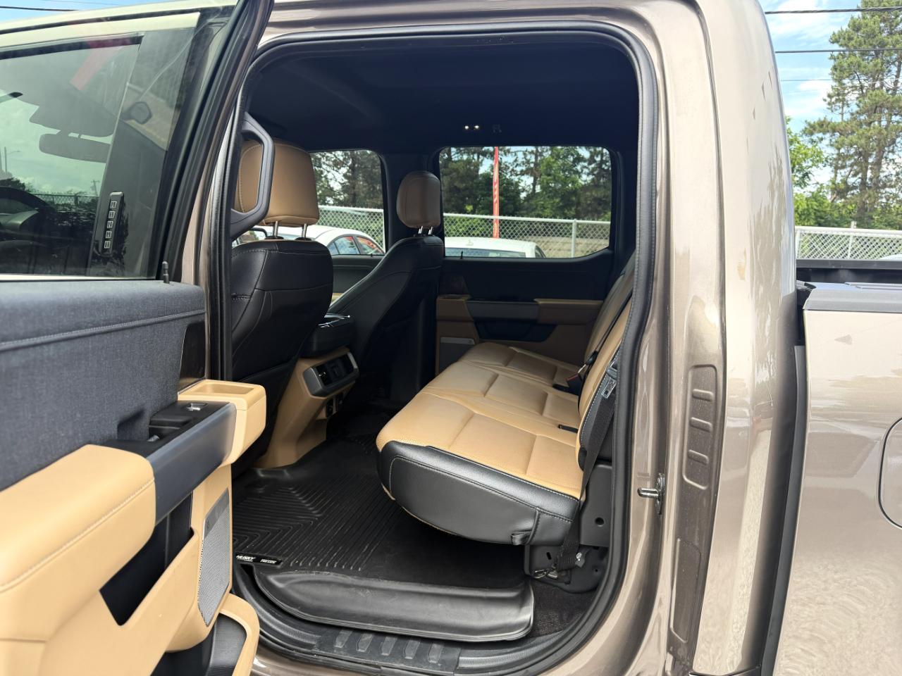 Ford F-150 4WD SuperCab 163" Lariat 2021