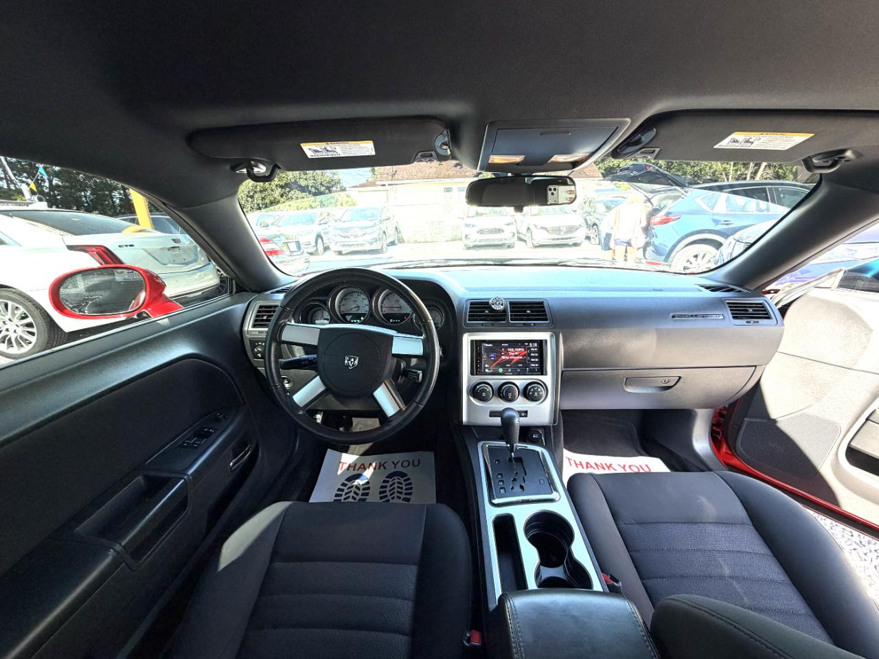 Dodge Challenger SE 2010