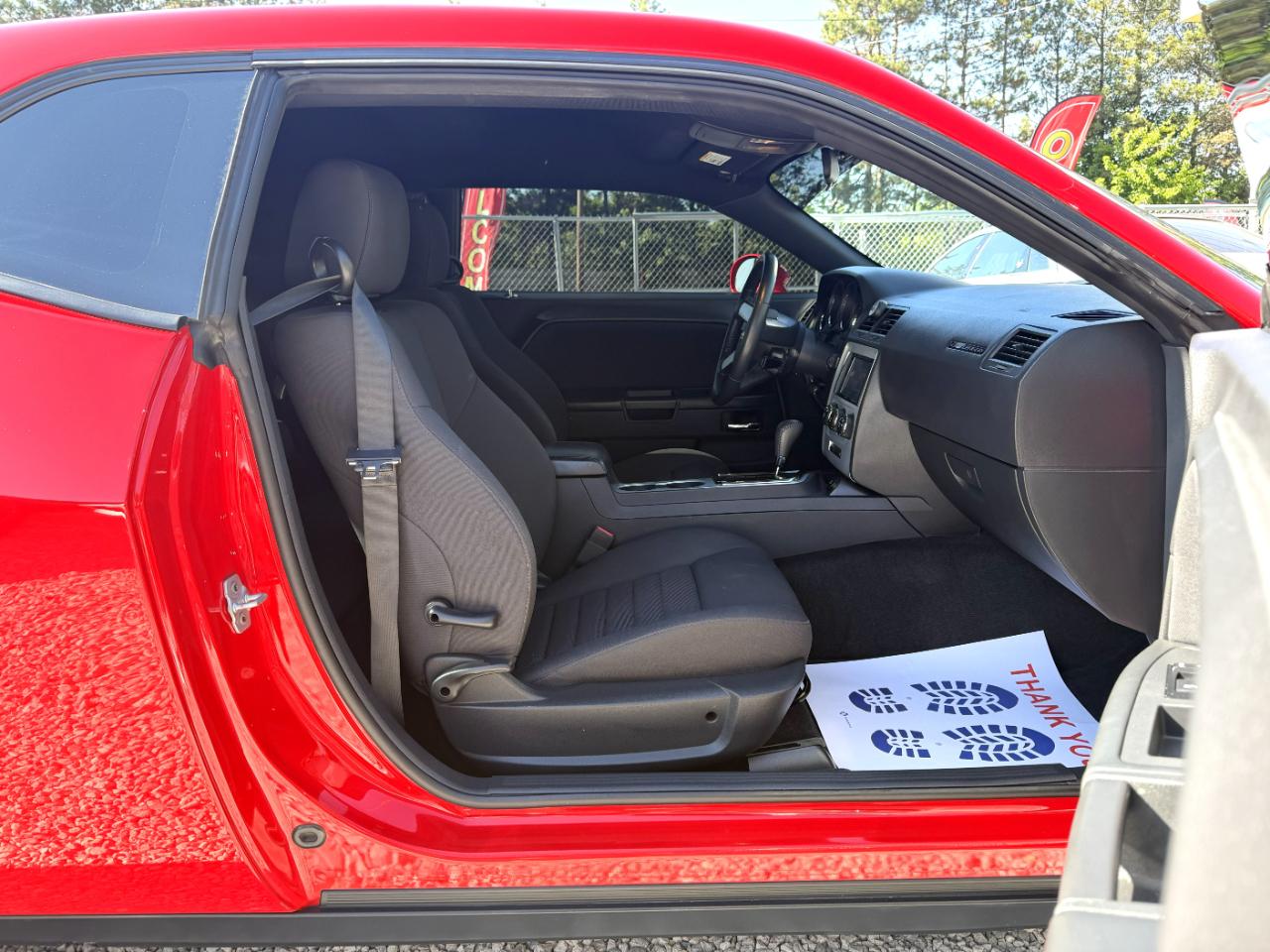 Dodge Challenger SE 2010