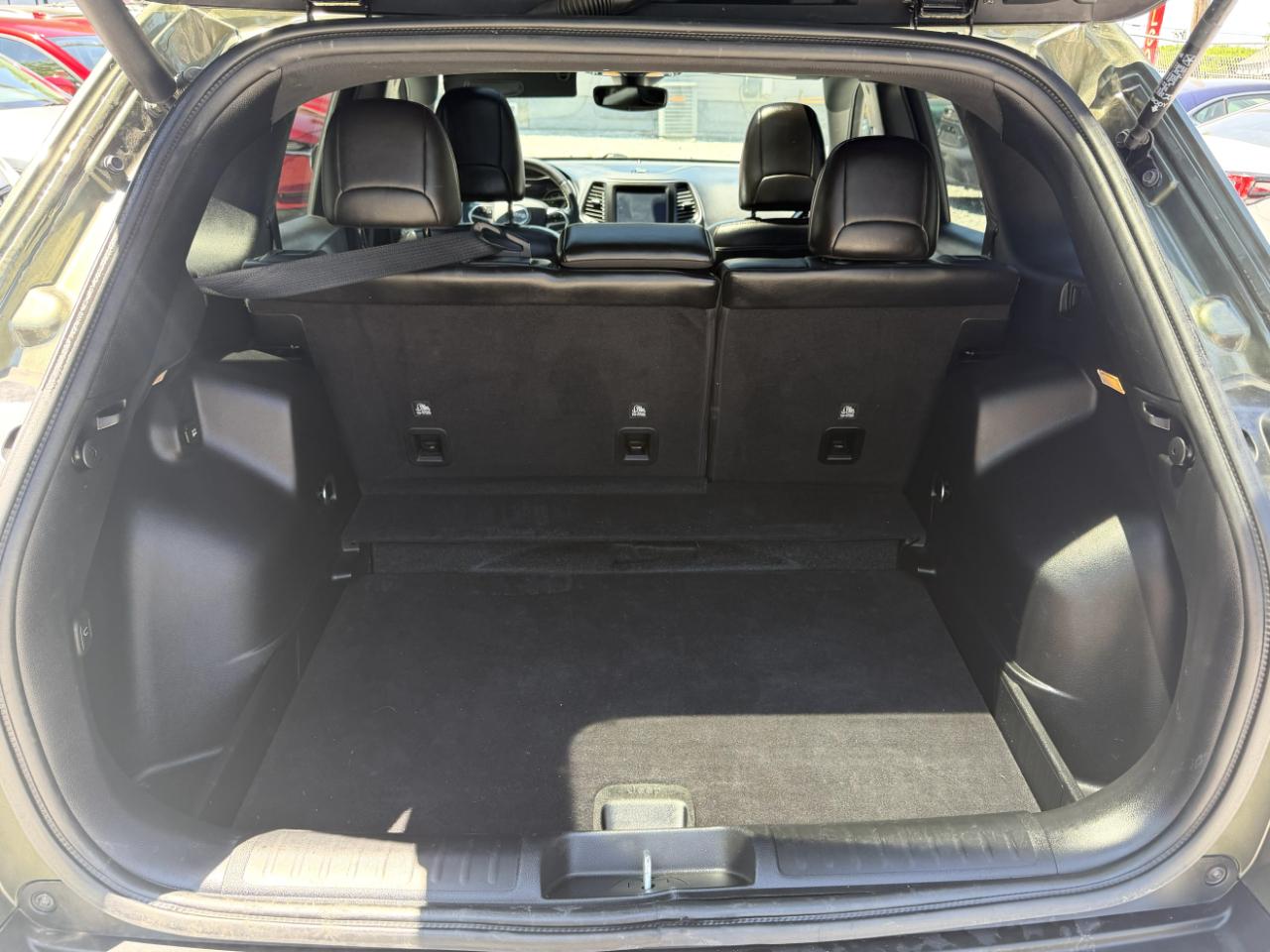Jeep Cherokee Latitude Lux 4WD 2021