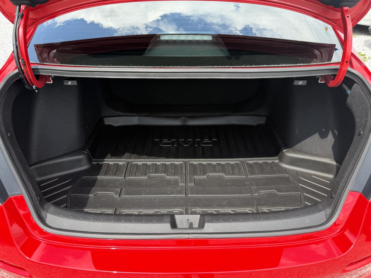 Honda Civic Sport Touring Hybrid 2026