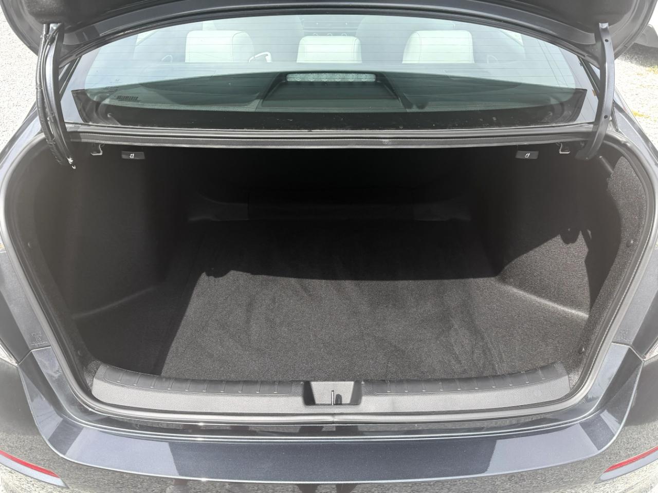 Honda Civic Sport Touring Hybrid 2025