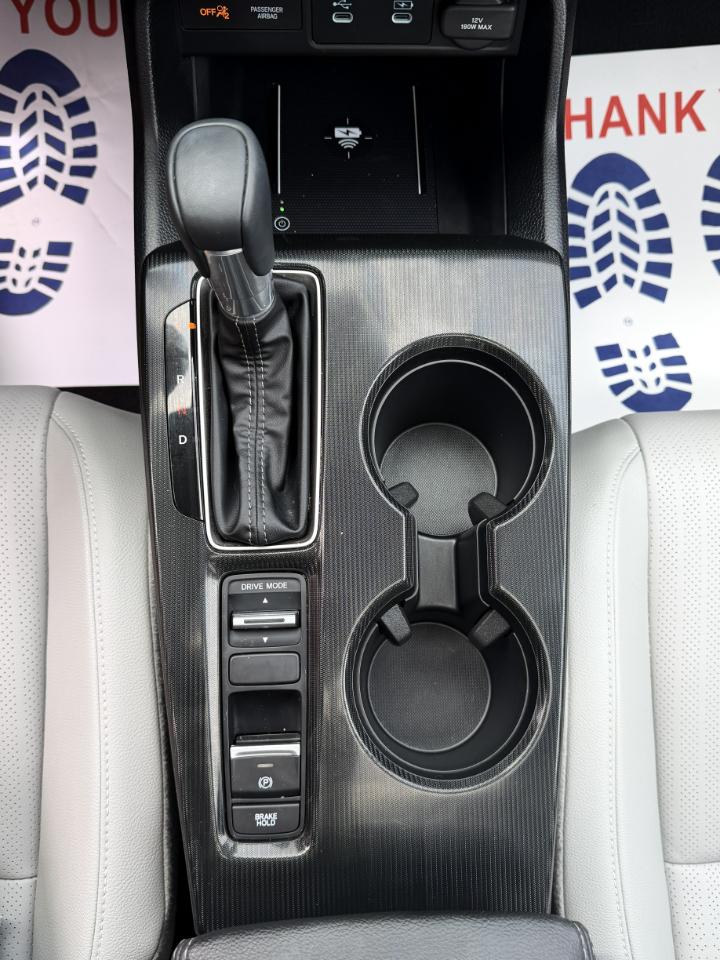 Honda Civic Sport Touring Hybrid 2025