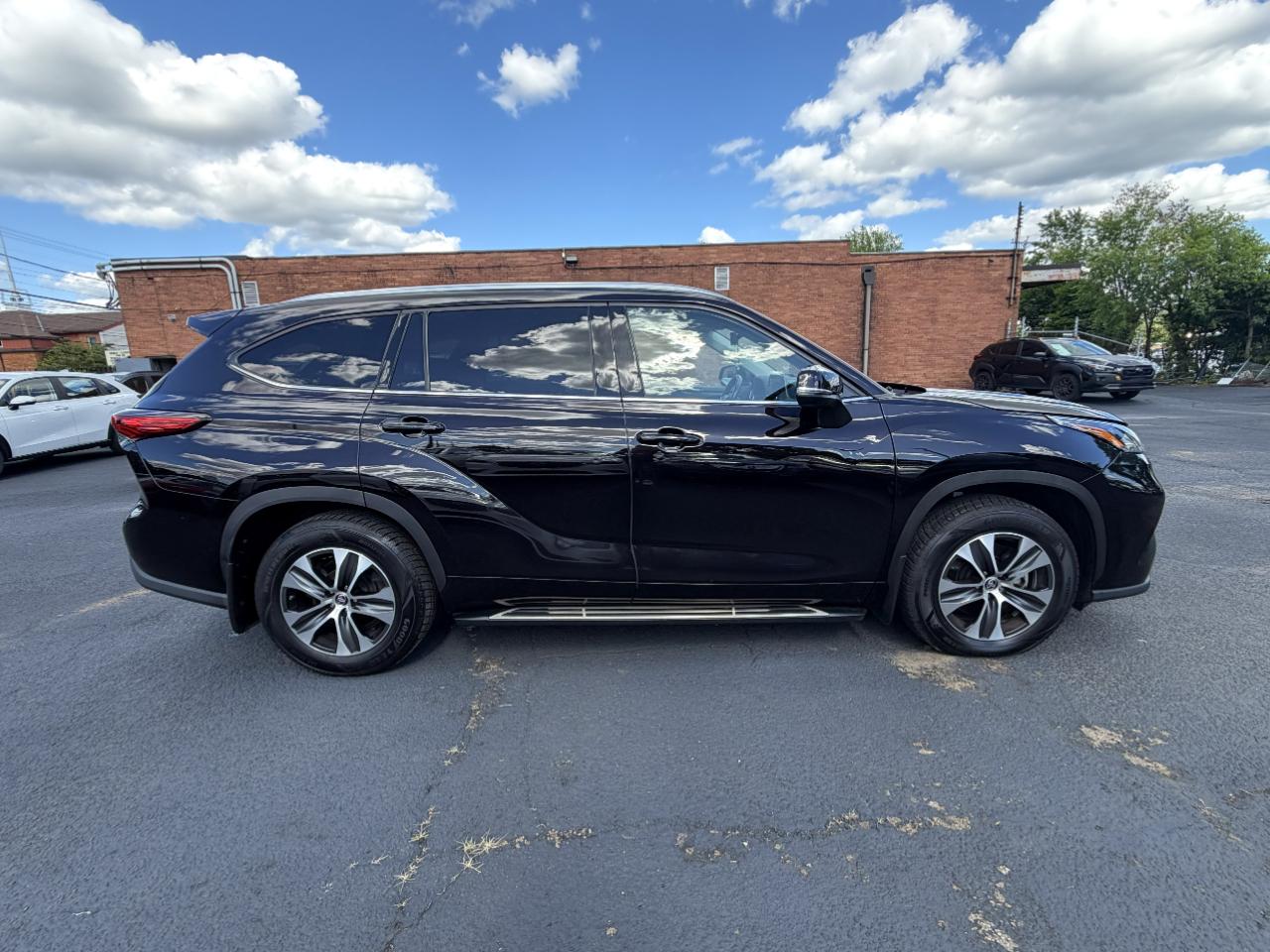 Toyota Highlander XLE AWD V6 2020