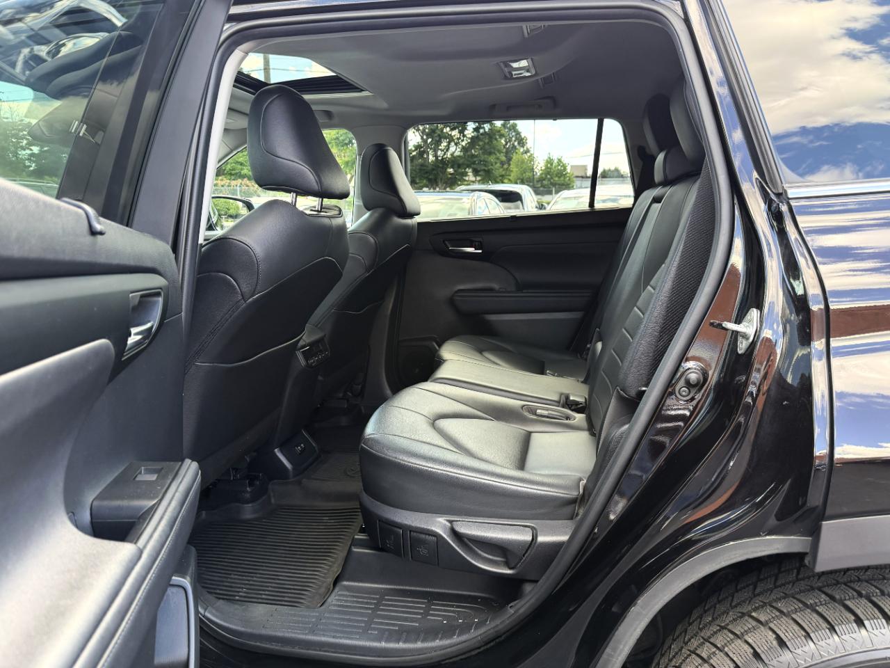 Toyota Highlander XLE AWD V6 2020