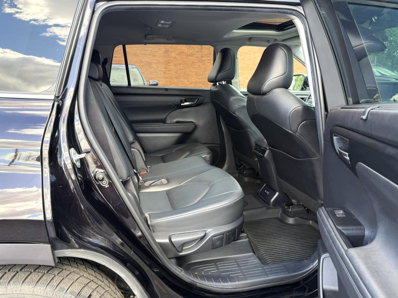 Toyota Highlander XLE AWD V6 2020