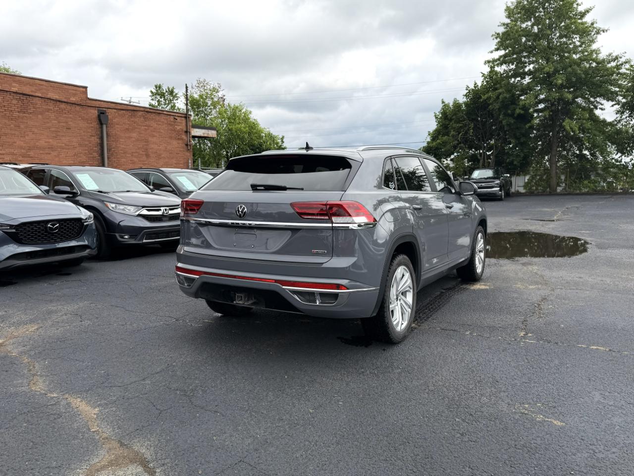 Volkswagen Atlas Cross Sport V6 SE w/Technology R-Line 4MOTION 2021