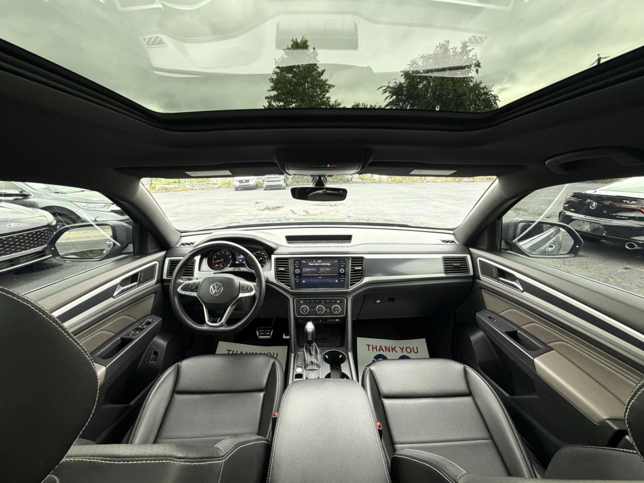 Volkswagen Atlas Cross Sport V6 SE w/Technology R-Line 4MOTION 2021