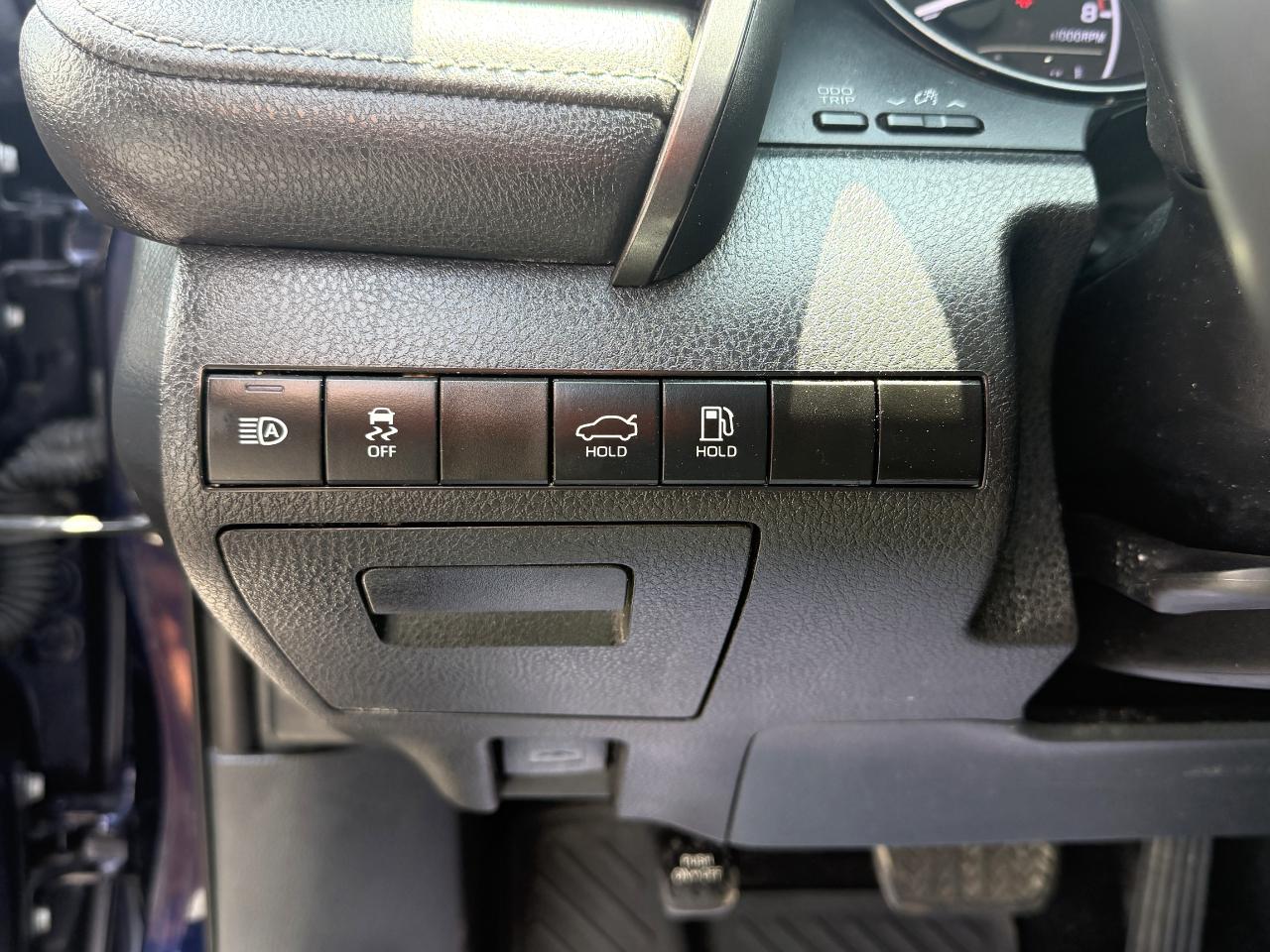 Toyota Camry SE 2021