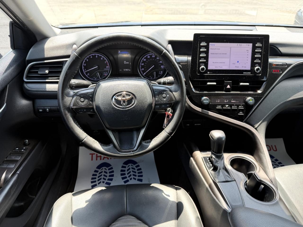 Toyota Camry SE 2021