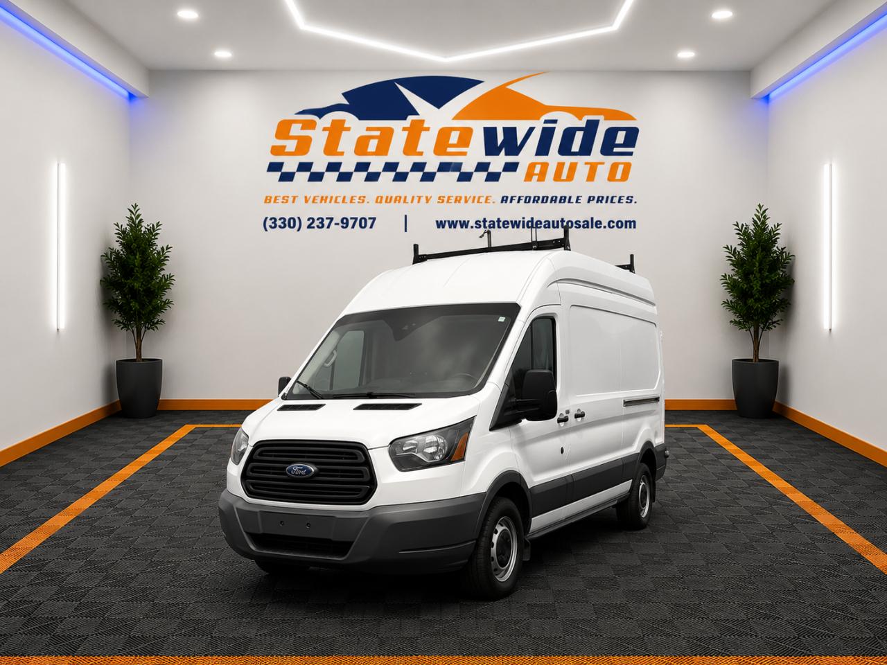 Ford Transit 250 Van High Roof w/Dual Sliding 148-in. WB 2017
