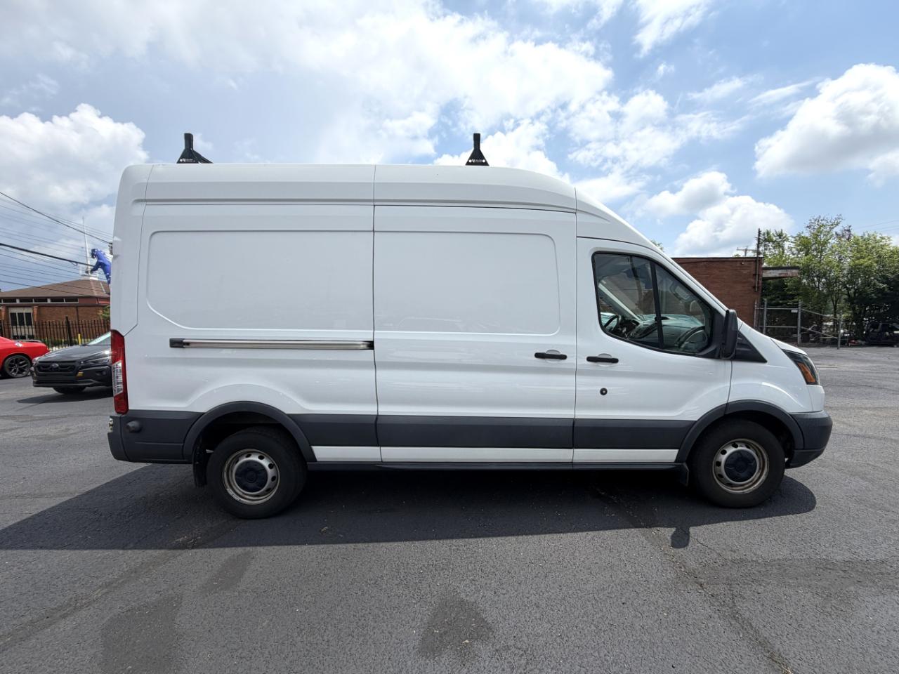 Ford Transit 250 Van High Roof w/Dual Sliding 148-in. WB 2017