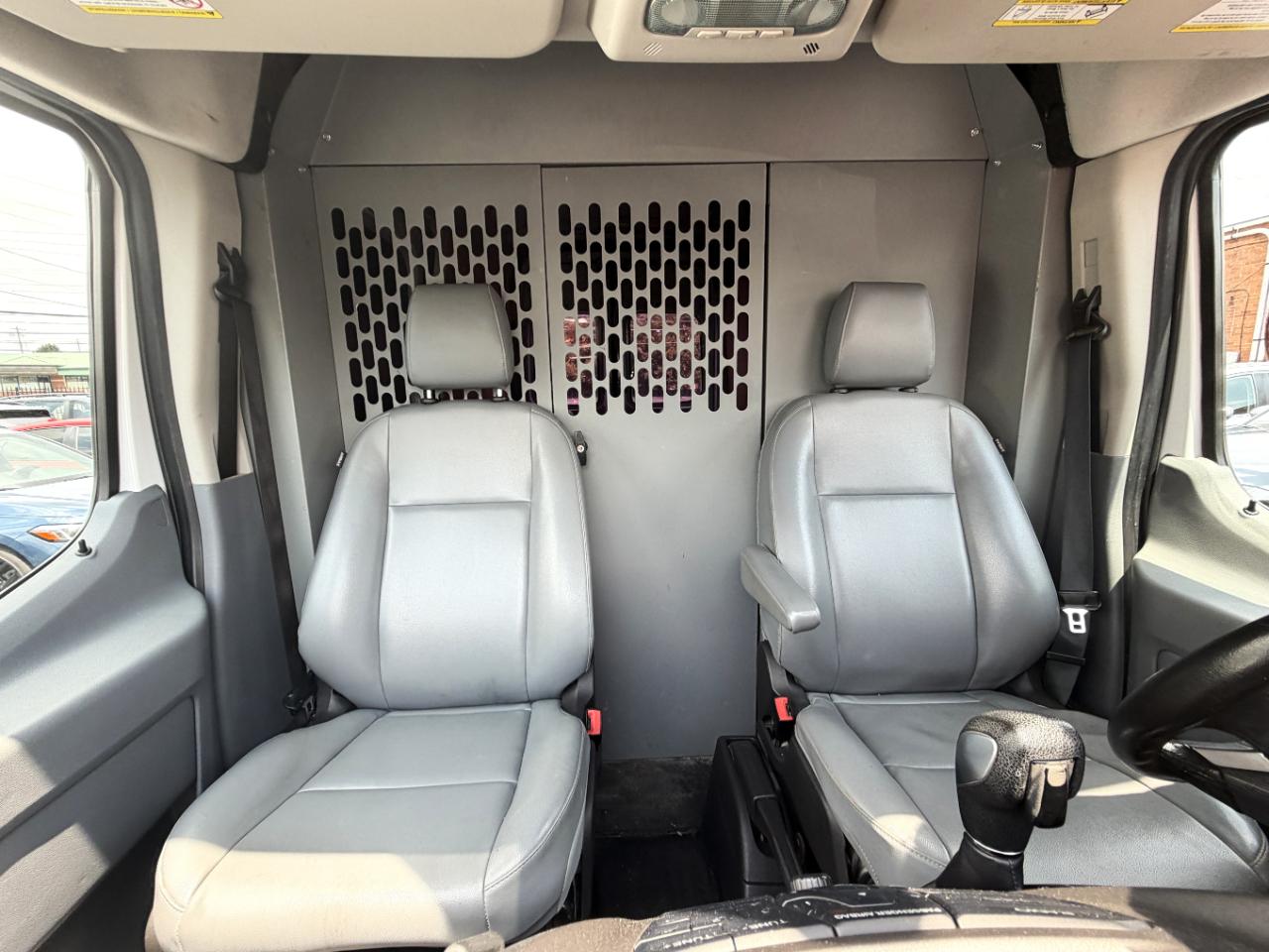 Ford Transit 250 Van High Roof w/Dual Sliding 148-in. WB 2017