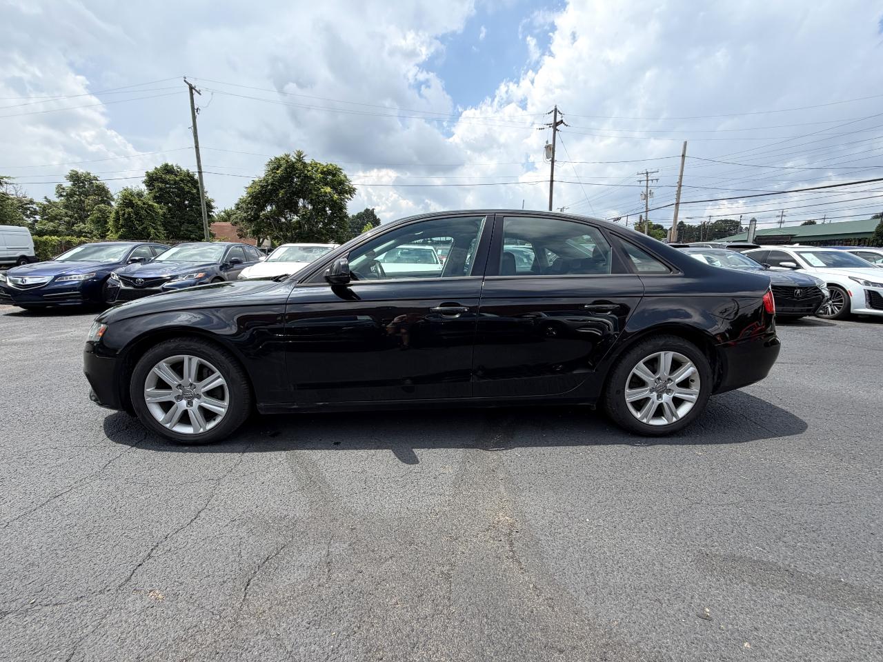 Audi A4 2.0T Premium quattro Sedan 2010