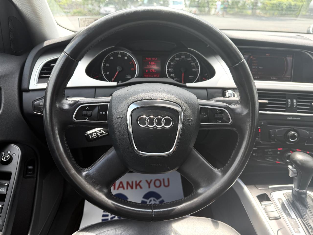 Audi A4 2.0T Premium quattro Sedan 2010