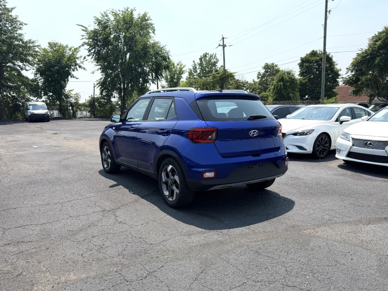 Hyundai Venue Limited IVT 2023