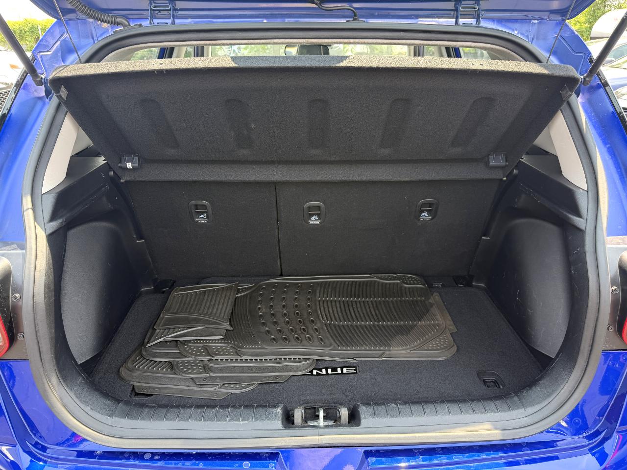 Hyundai Venue Limited IVT 2023