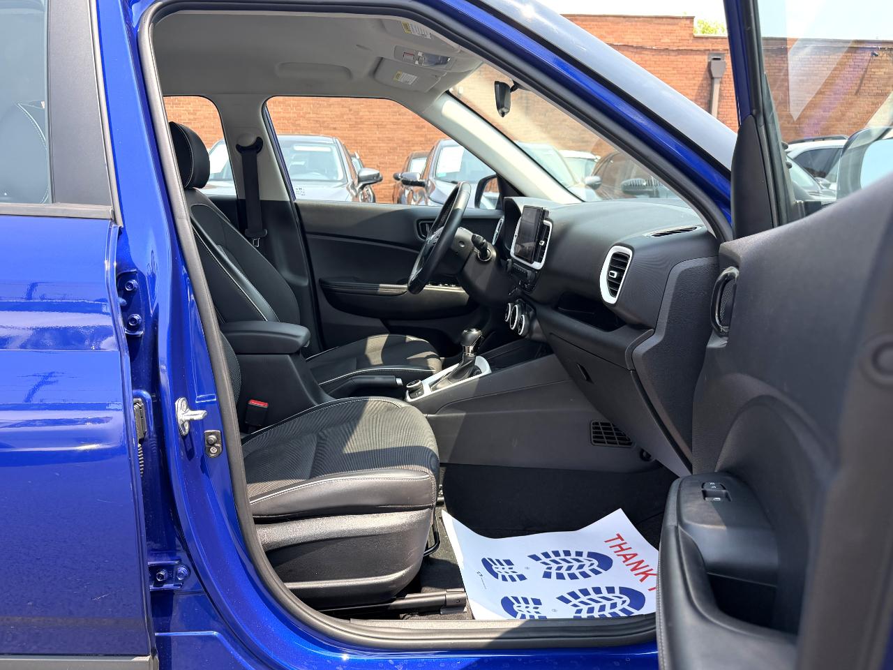 Hyundai Venue Limited IVT 2023