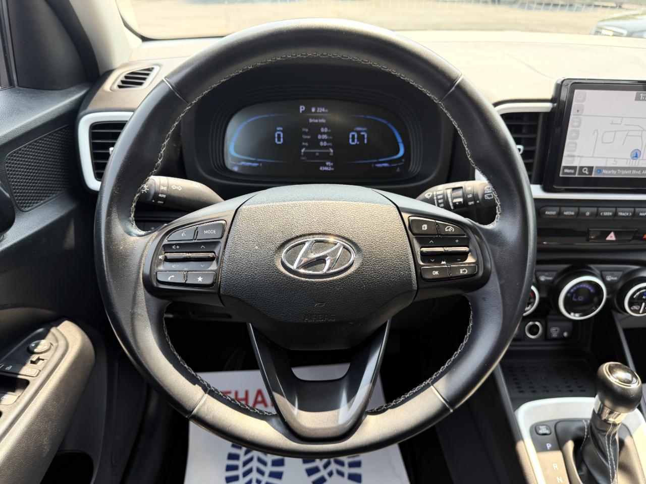 Hyundai Venue Limited IVT 2023