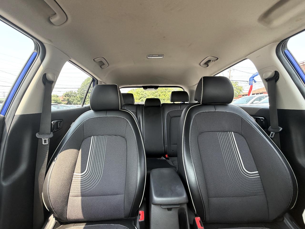 Hyundai Venue Limited IVT 2023