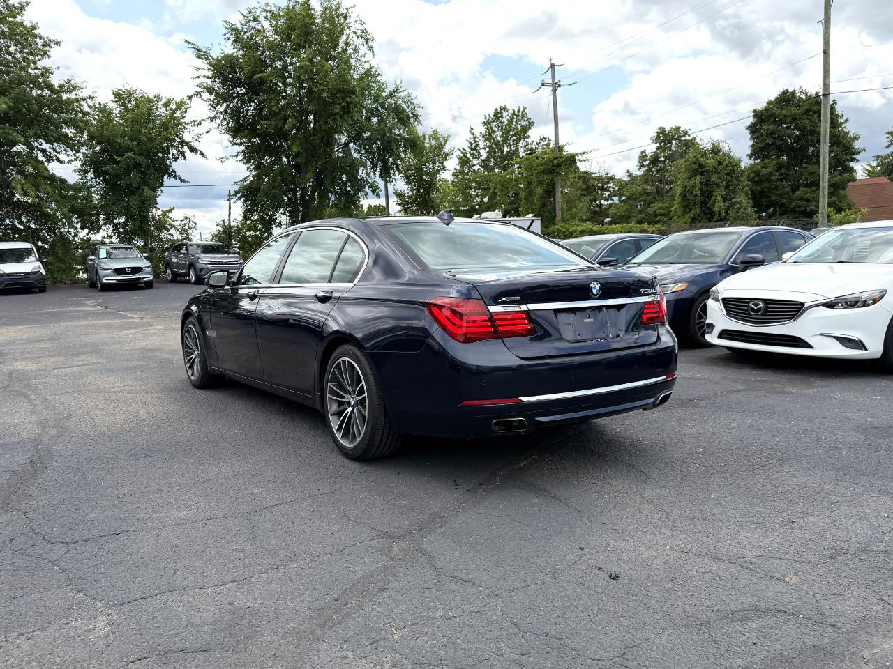BMW 750Li xDrive  2013