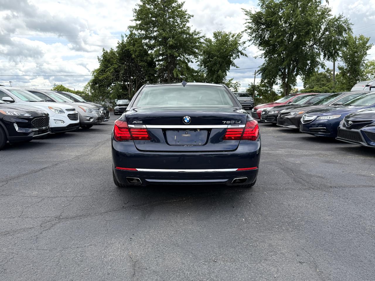 BMW 750Li xDrive  2013