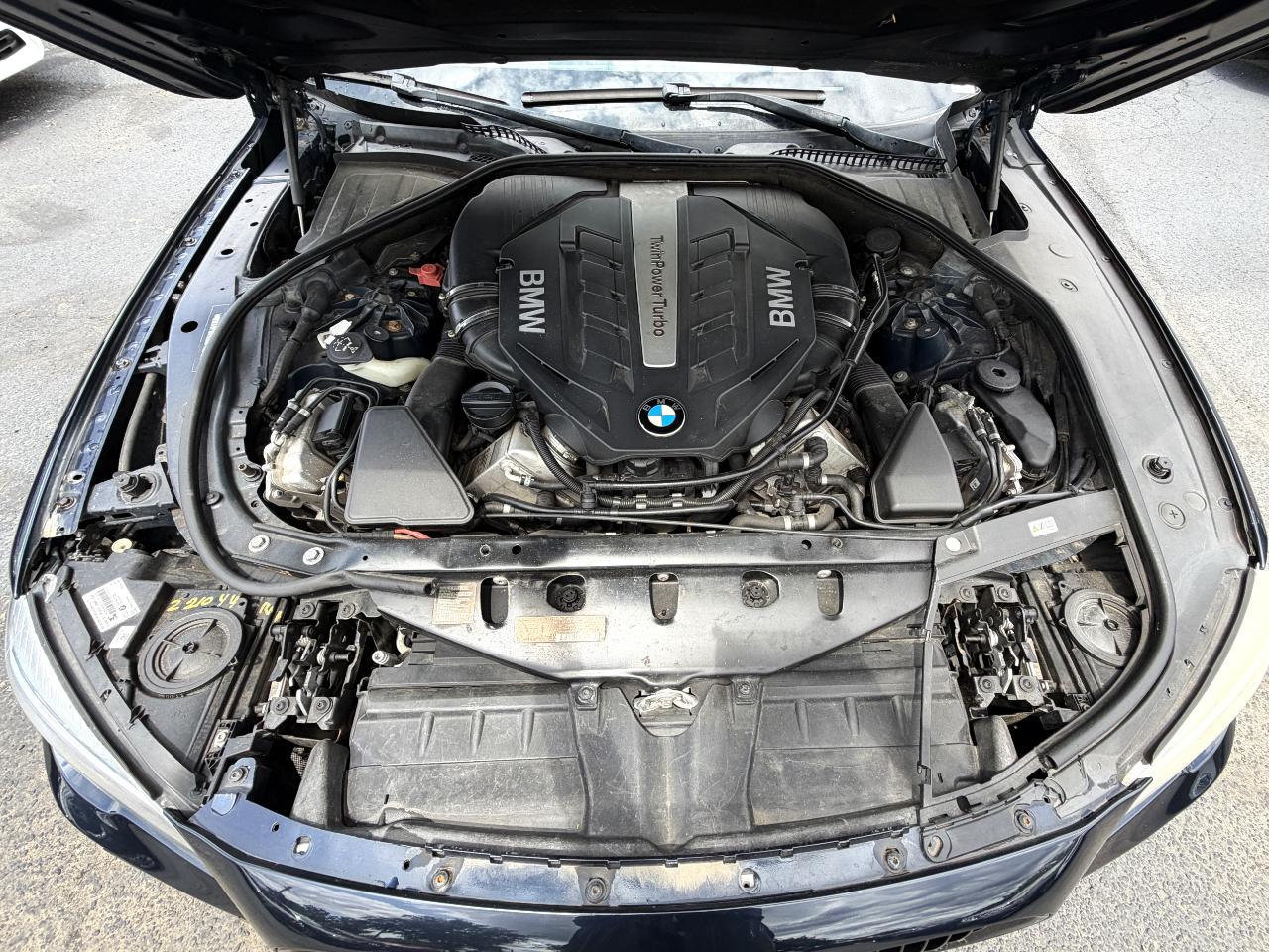 BMW 750Li xDrive  2013