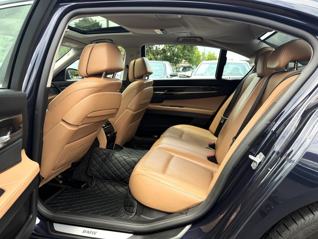 BMW 750Li xDrive  2013