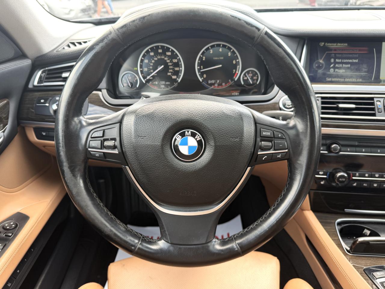 BMW 750Li xDrive  2013
