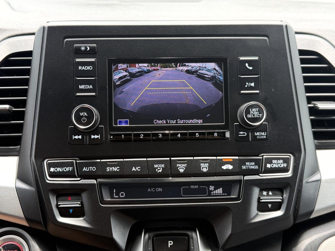 Honda Odyssey LX 2019