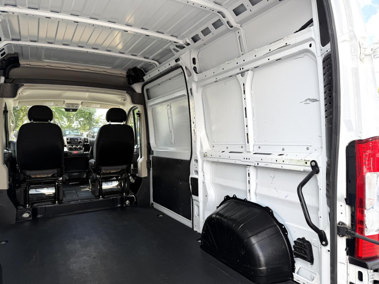 RAM Promaster 1500 High Roof Tradesman 136-in. WB 2019